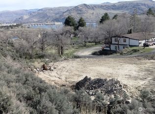 536 O'Sullivan Ave, Grand Coulee, WA 99133