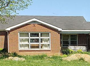 3308 Craig Bridge Rd, Williamsport, TN 38487