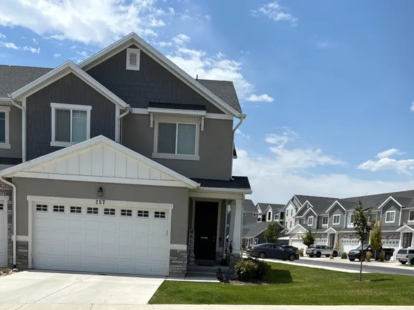 257 N Eaglewood Dr, Saratoga Springs, UT 84045
