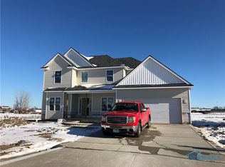 115 Avilyn Rd, Oregon, OH 43616