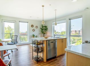 750 11th Ave E #405, Seattle, WA 98102