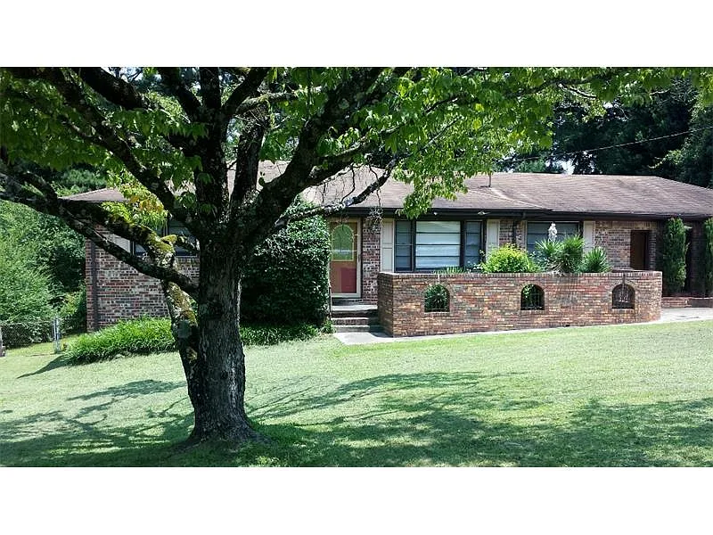 40 Pinehurst Dr photo 1