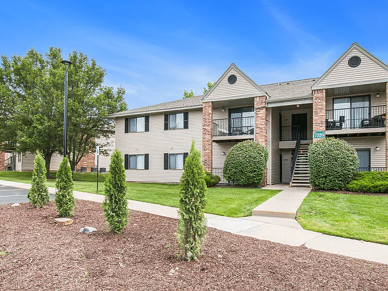 Westfield Club Apartments — Photo 46