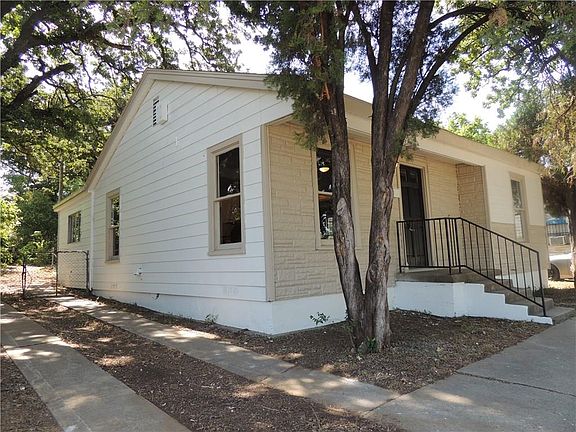 3rd image of 1609 Andrew Ave