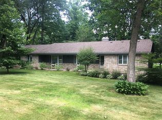 3195 Danbury Dr W, Janesville, WI 53546