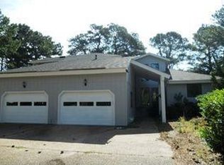 2369 Leeward Shore Dr, Virginia Beach, VA 23451