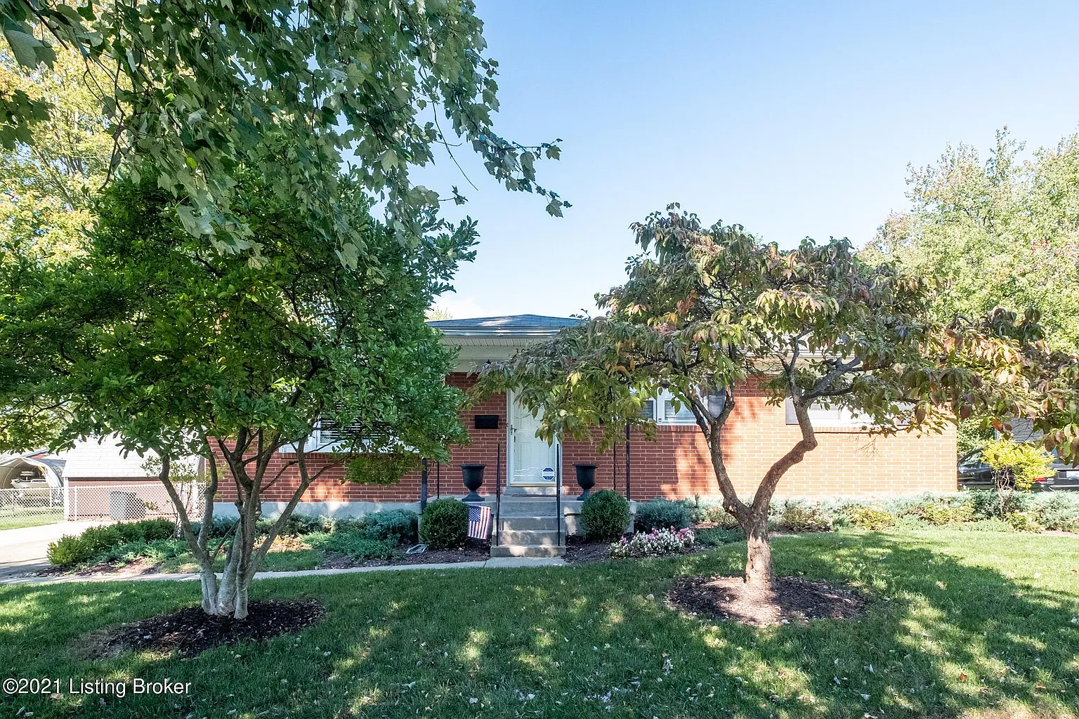 3025 Klonway Dr photo 1