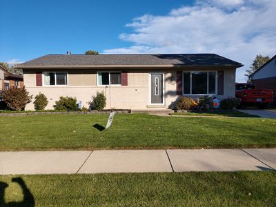27199 Mayfair Ave, Brownstown, MI, 48183