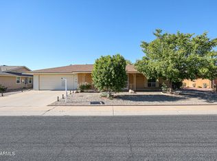 10220 W White Mountain Rd, Sun City, AZ 85351
