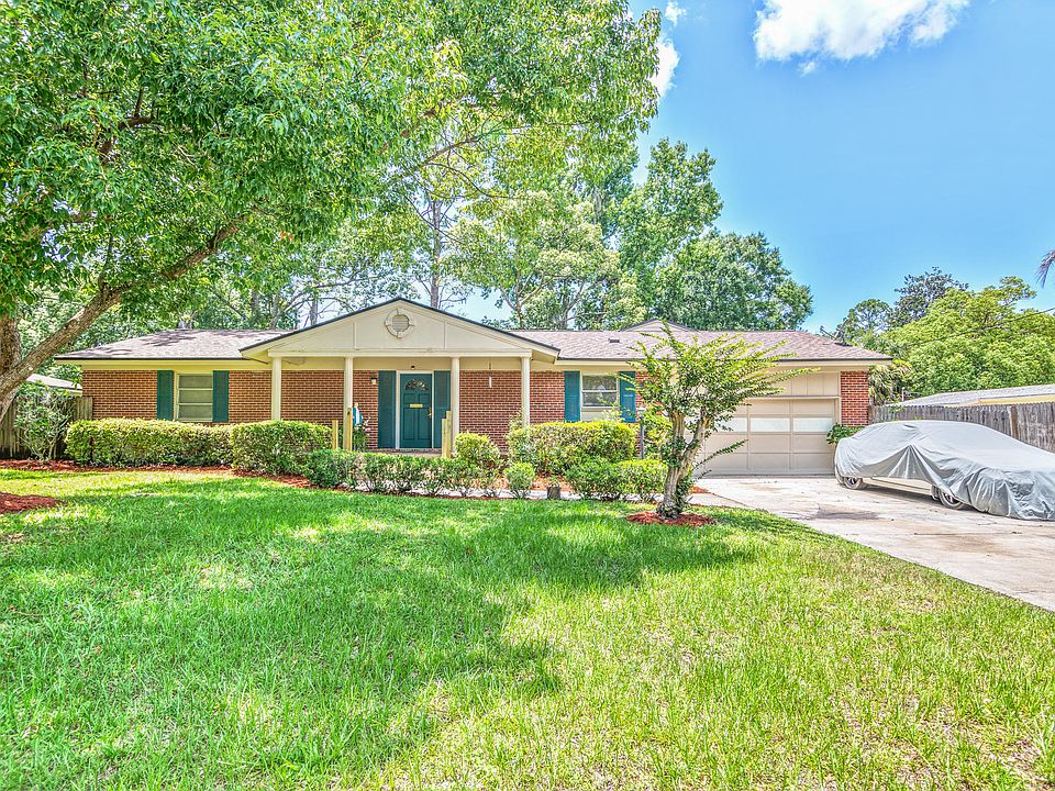 1st image of 8414 San Martarro Dr E