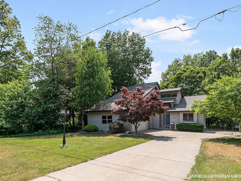1st image of 4343 N Lakeshore Dr