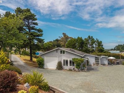 875 Elmira Ave SE, Bandon, OR, 97411