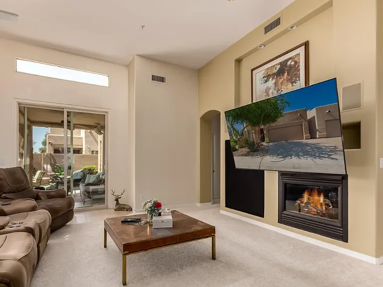 8324 E Cactus Wren Rd — Photo 9