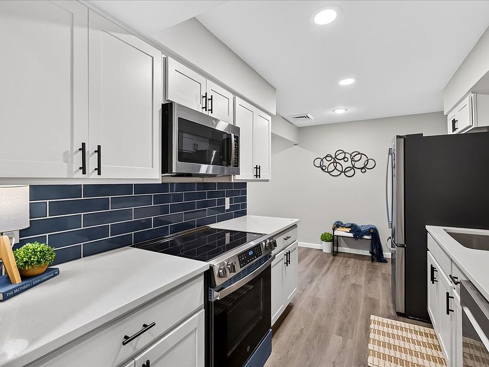 1st image of 5538 Century Ave
