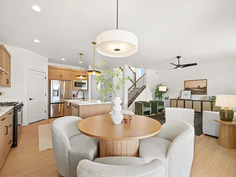 15 Snowcap Dr — Photo 9