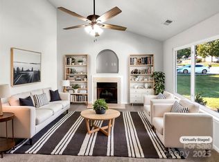 5117 Park Place Dr, Dallas, NC 28034