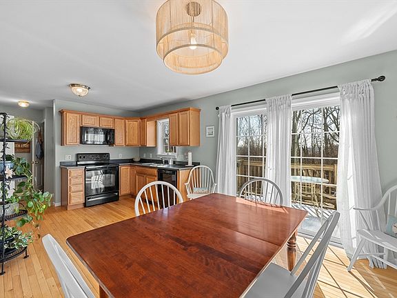 5th image of 12 Central Tree Rd #2