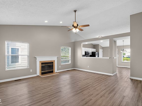2nd image of 4755 Sheehan Pl
