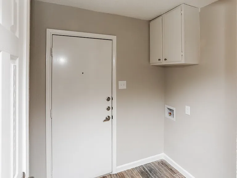 9 Saint Charles Pl — Photo 15