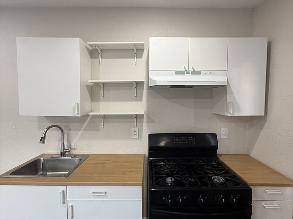4th image of 8217 Bradwell Ave