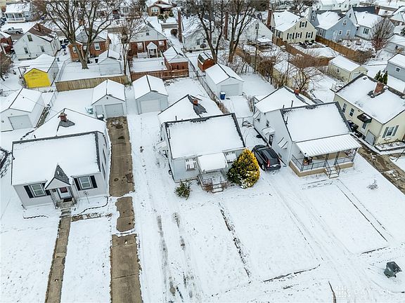 4th image of 2920 Lansing Dr