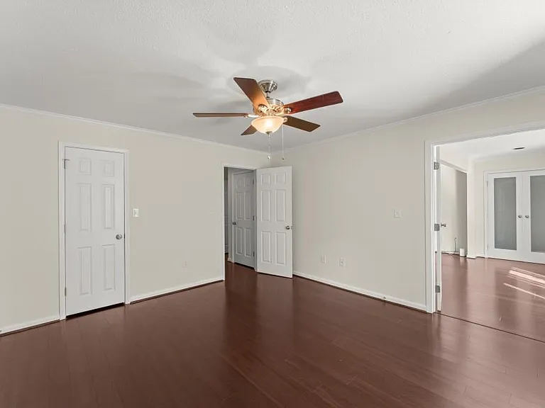 25312 Plantation Dr NE — Photo 14