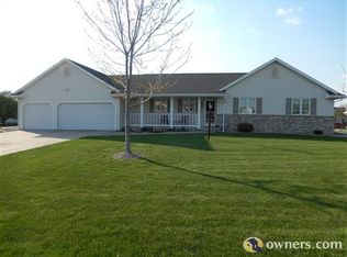 W5640 Margaret Dr, APPLETON, WI 54915