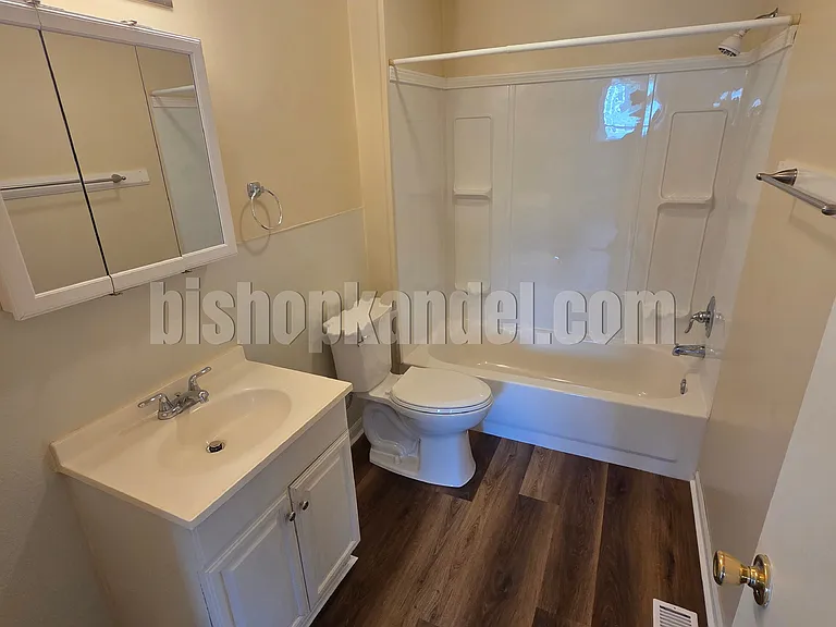 625 Crystal Ave — Photo 4