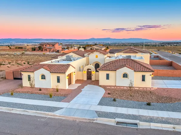 7828 Aguila St NW, Albuquerque, NM 87120