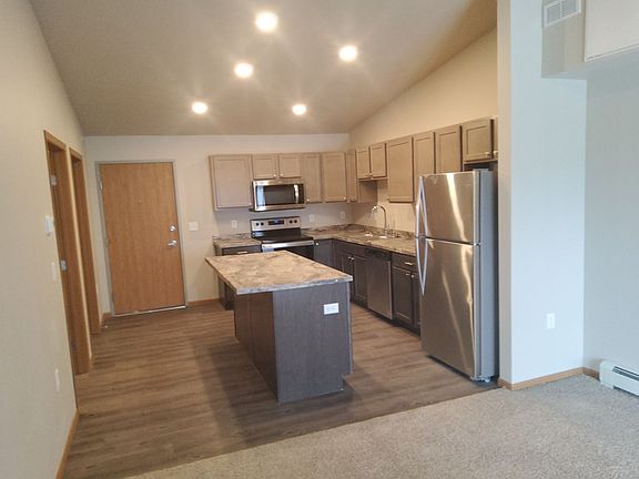 3rd image of 1560 Hartford St #203