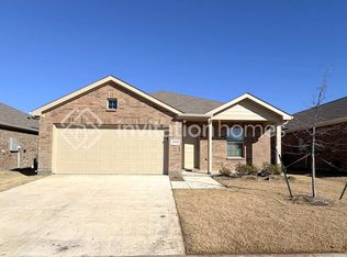 2702 Spring Time Dr, Ennis, TX 75119