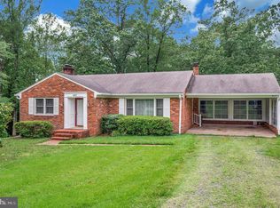 857 Mountain View Rd, Fredericksburg, VA 22406