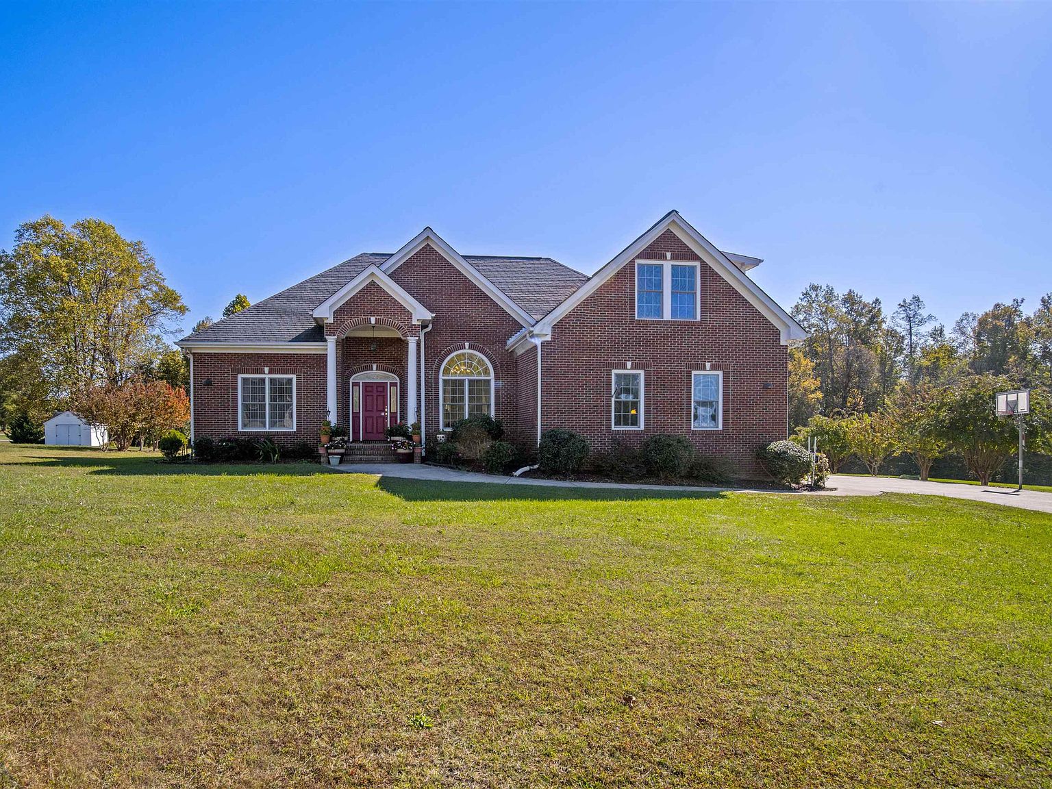 59 Strawberry Ln, Henderson, NC 27537 MLS 2539392 Zillow