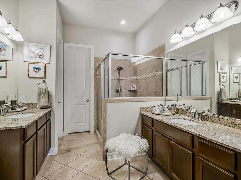 223 Lake Como Dr — Photo 19