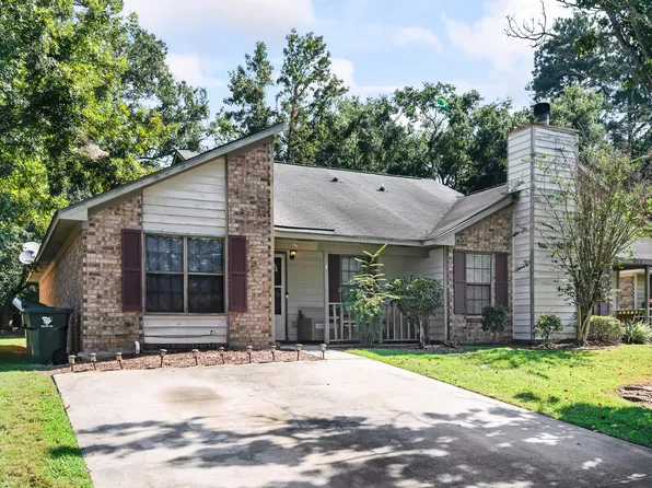 402 Miami St #A, Ladson, SC 29456