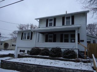 215 Diamond St, Ashland, OH 44805