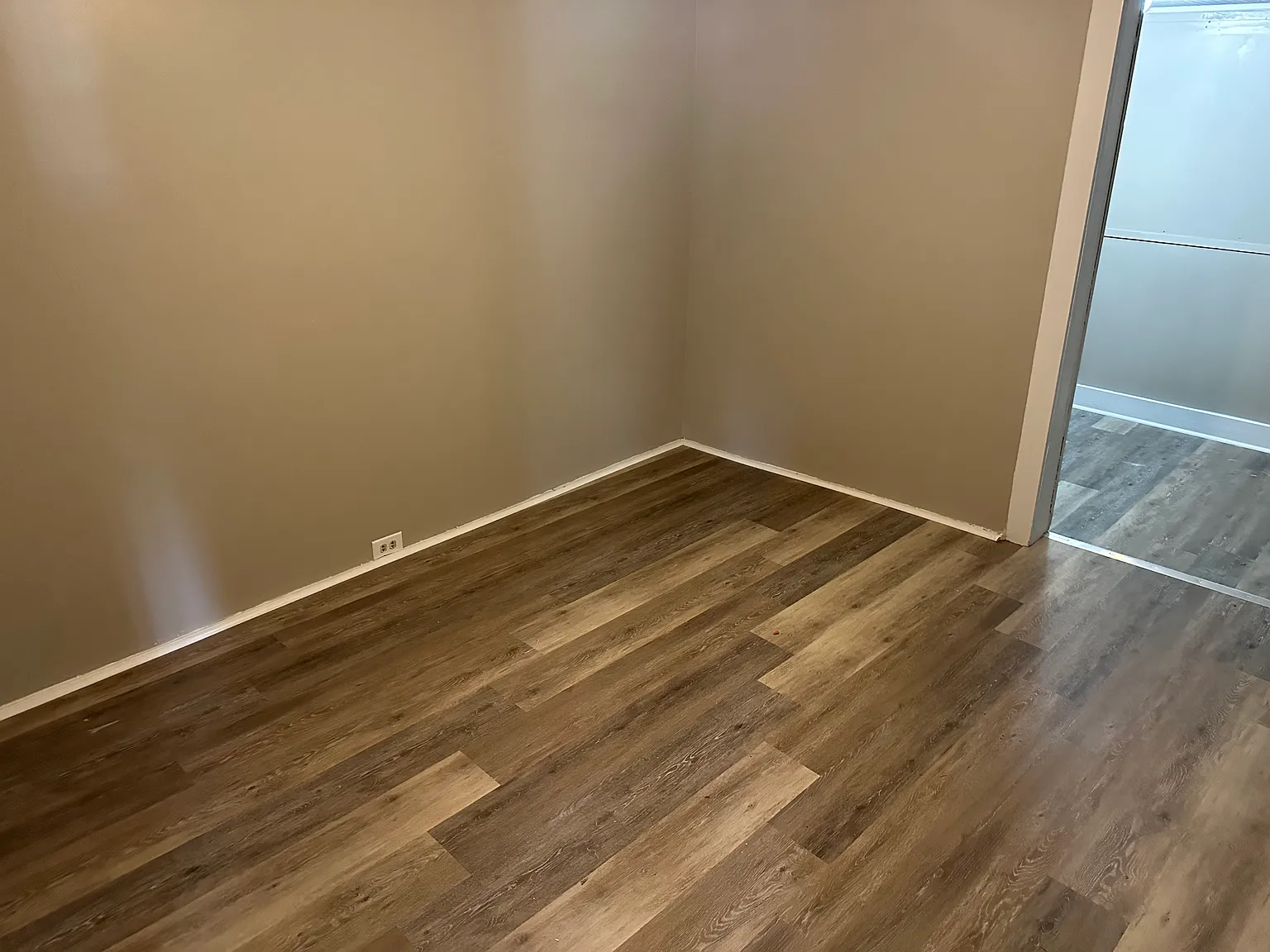 2 bed, 1600 sqft, $1,350 — Photo 4