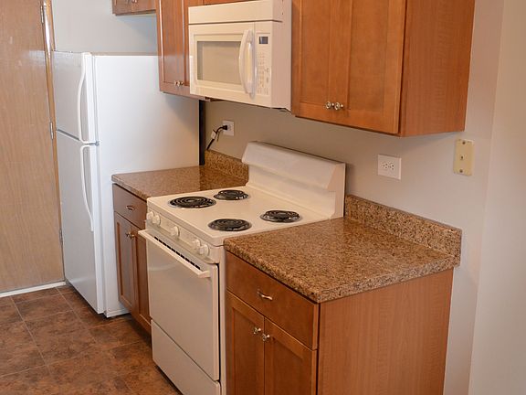 5th image of 17544 71st Ave APT 301