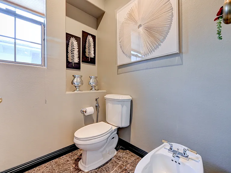 10212 Stone Briar Ct — Photo 94