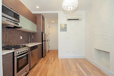 Rented by Evergreen Apartments BK