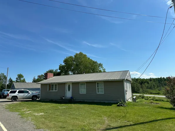 178 School House Road, Orient, ME 04471