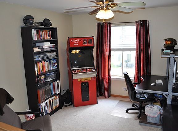 5th image of 2582 Warm Springs Ln