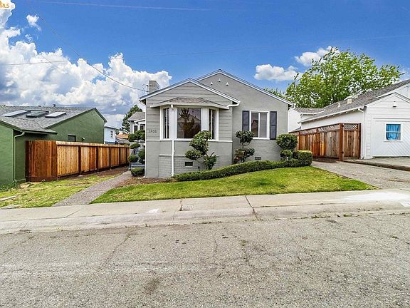 2nd image of 1431 Catherine Dr