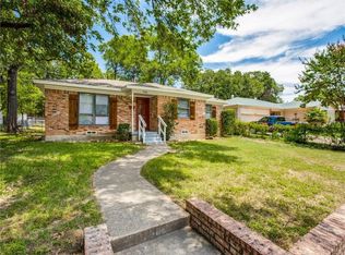 7505 Neuhoff Dr, Dallas, TX 75217