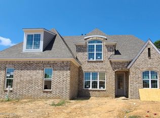 433 Vicksburg Cv, Hernando, MS 38632