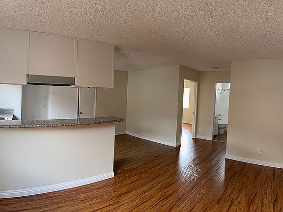 2nd image of 712 E Garfield Ave APT 22