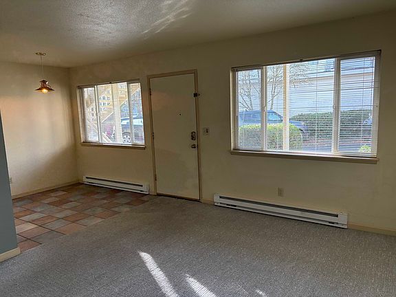4th image of 2907 N 8th St #2