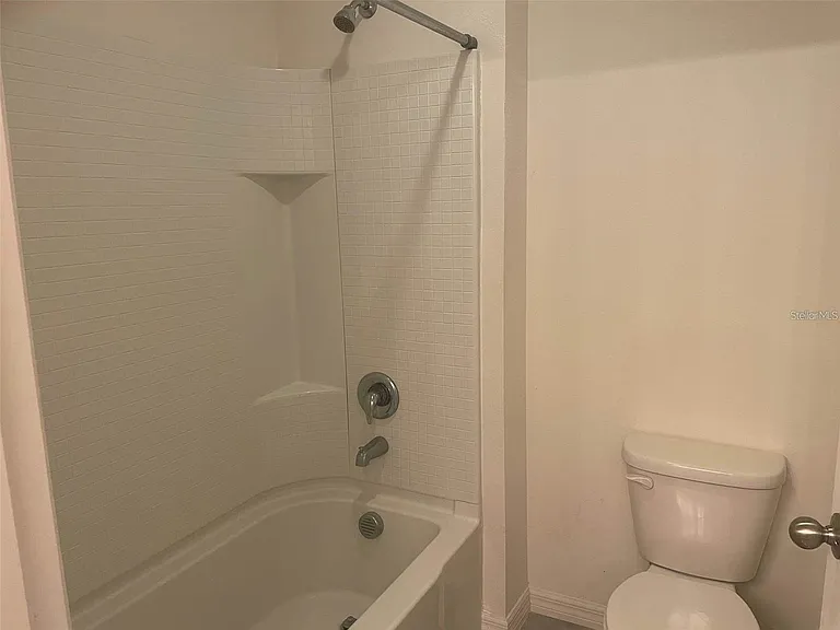 1682 Bay Breeze Dr — Photo 23
