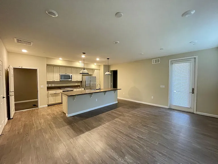 1130 Karby Ter #201 — Photo 3
