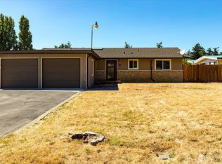 969 Donald Ave, Oak Harbor, WA